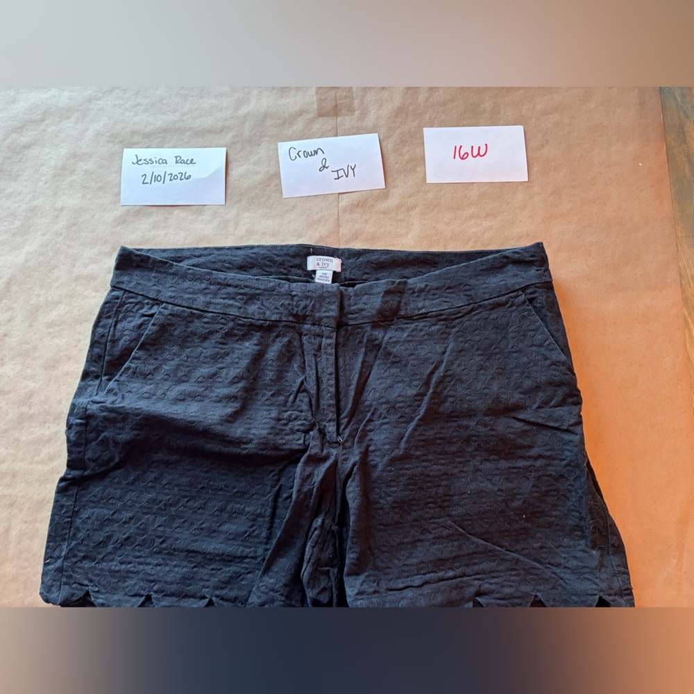 Crown & Ivy Black High Waist Women Shorts
